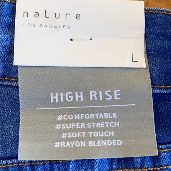 Nature Brand new high rise jean shorts - Picture 5 of 6